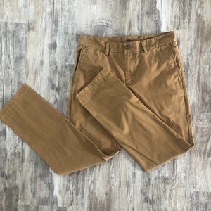 32 x 32 Men's Slim Chino/Khaki Pants